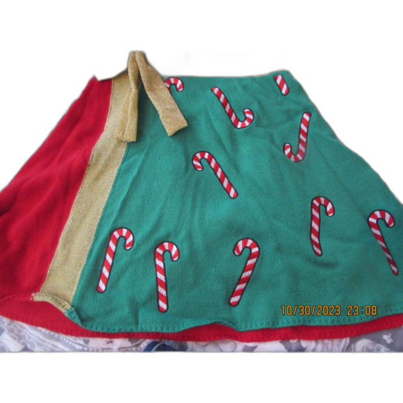 Hooked Up by I.O.T size xs hooded Christmas dress present red green gold - Picture 4 of 9